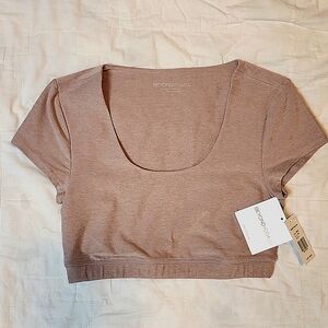 NWT Beyond Yoga Top Medium